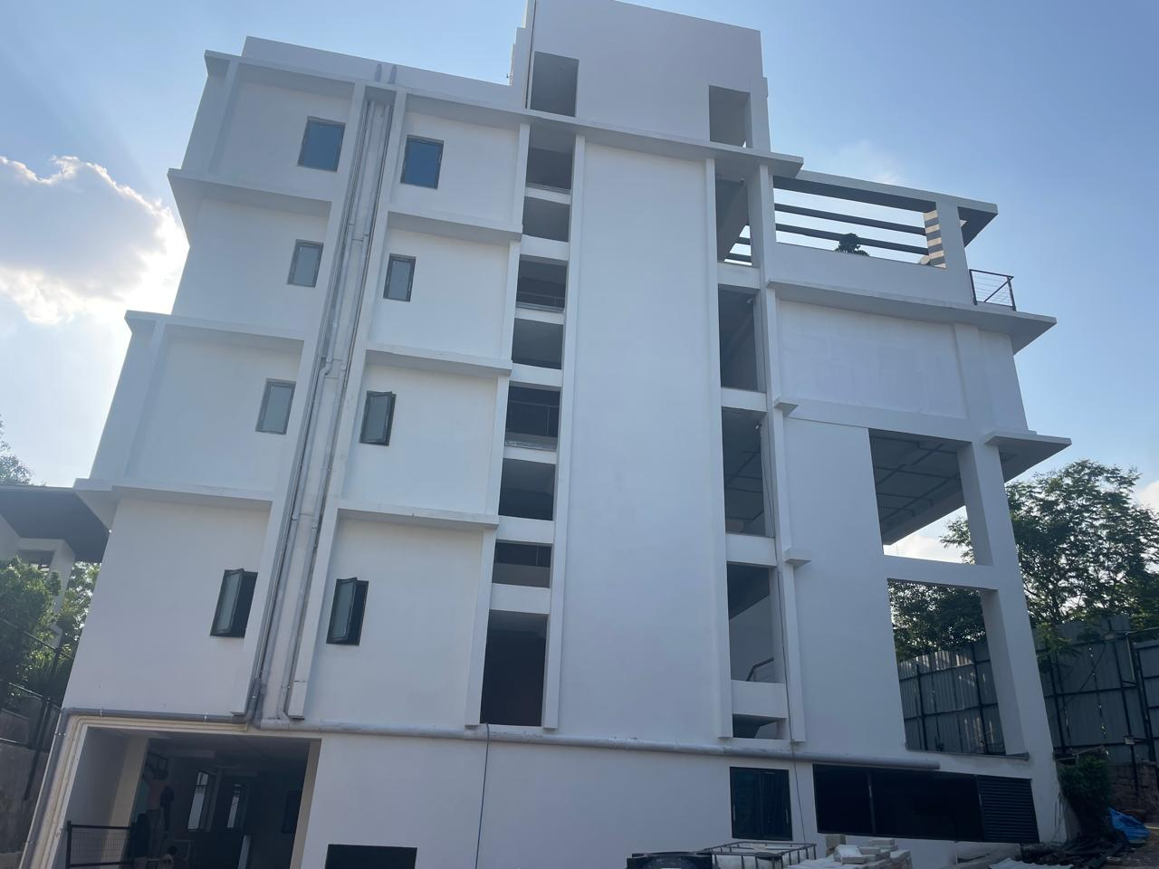 Commercial Building Jubilee Hills
